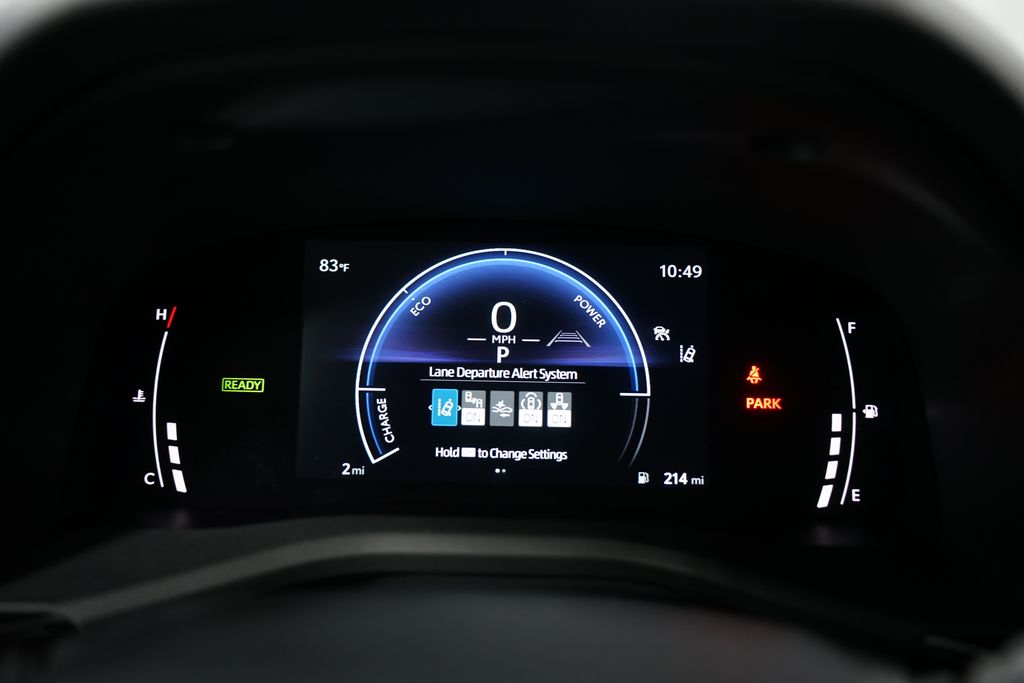 2025 Toyota Camry SE 16
