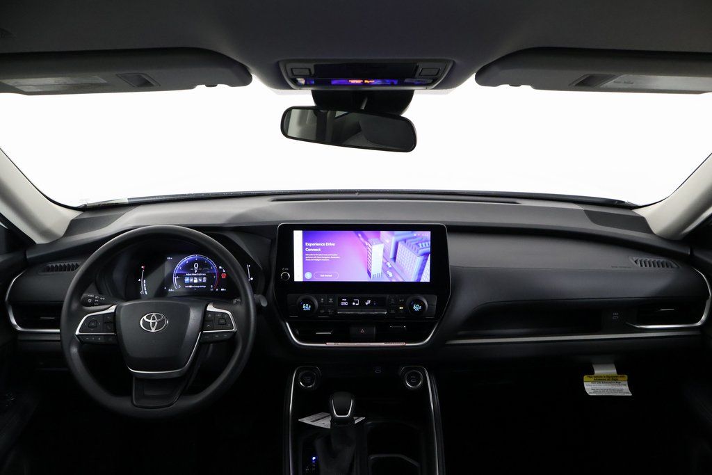 Thumbnail: 2026 Toyota Grand Highlander - 4