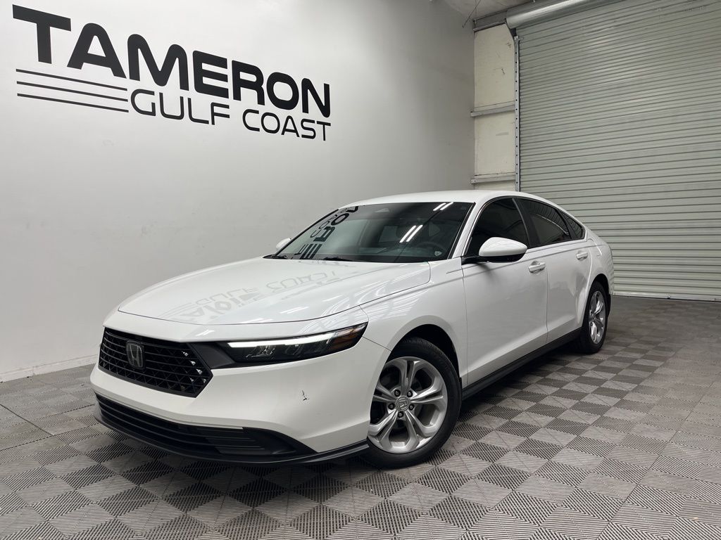 White 2023 Honda Accord LX FWD Sedan Front-Wheel Drive Continuously Variable Transmission