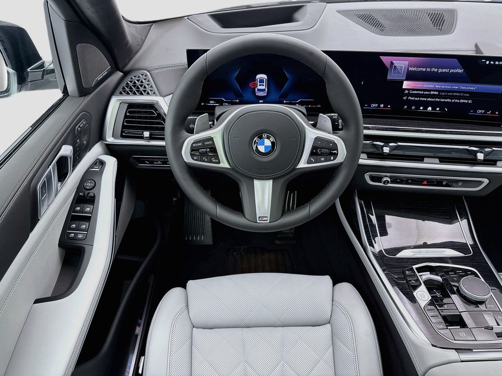 Thumbnail: 2027 BMW X7 - 10