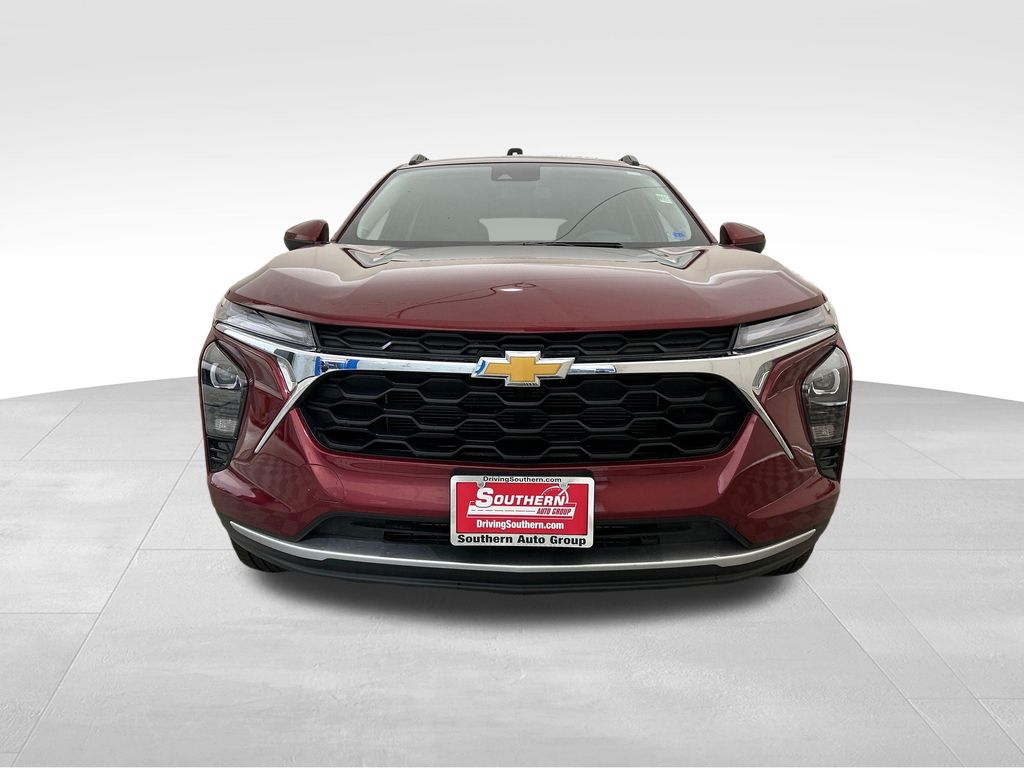 Used 2025 Red Chevrolet LT image 9