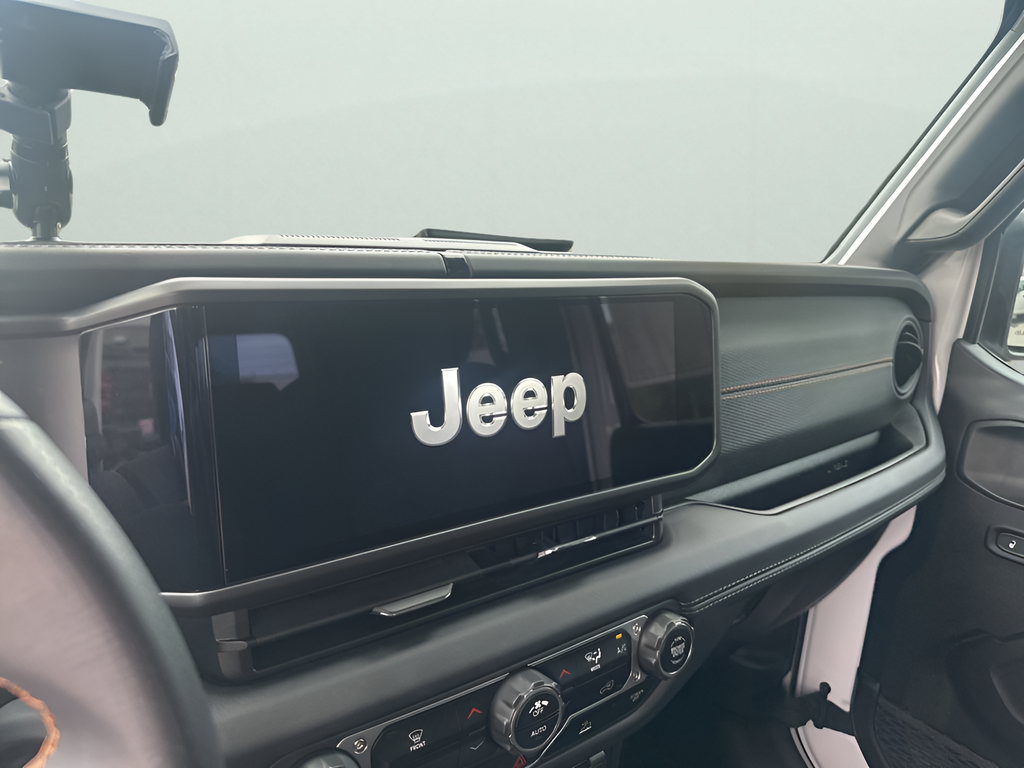 Used Car 2024 Jeep Gladiator  Mojave For Sale Under $50,000 In Austin, Texas