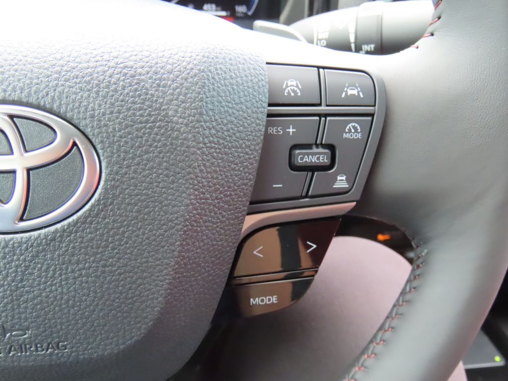 2025 Toyota Camry XSE 13