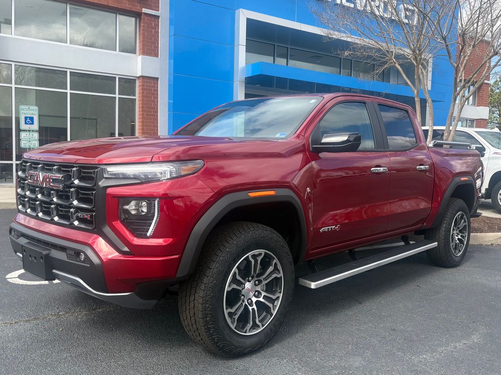 2024 GMC Canyon AT4 Crew Cab 4WD