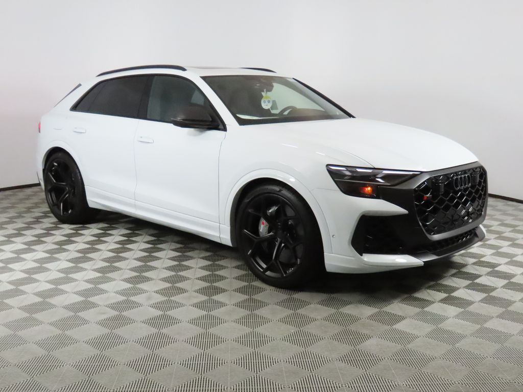 Thumbnail: 2026 Audi RS Q8 - 7