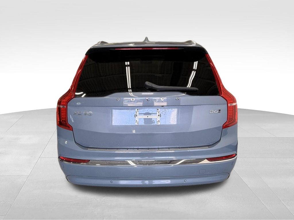 Thumbnail: 2023 Volvo XC90 - 4
