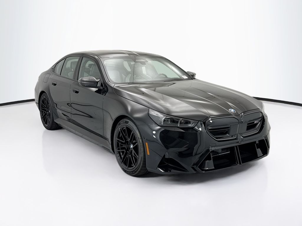 Thumbnail: 2027 BMW M5 - 3