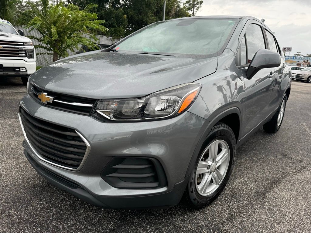 2020 Chevrolet Trax LS 4