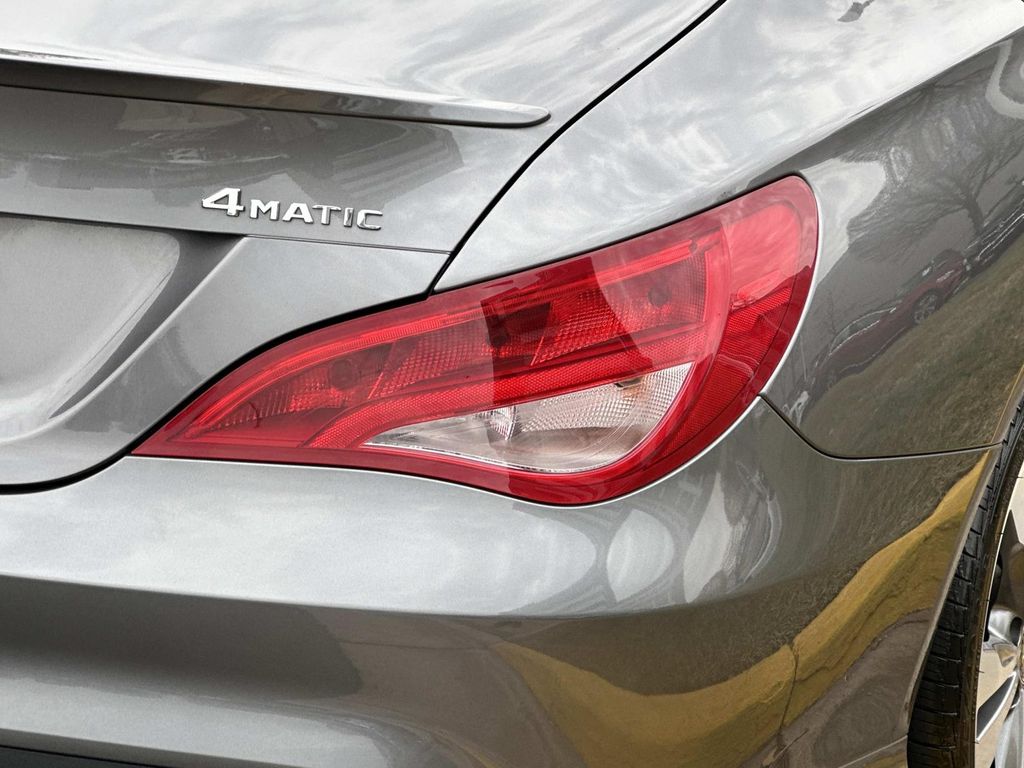 Thumbnail: 2019 Mercedes-Benz CLA - 10