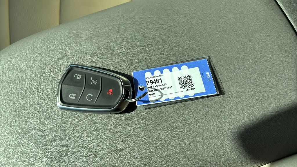 used 2024 Cadillac XT5 car, priced at $37,950