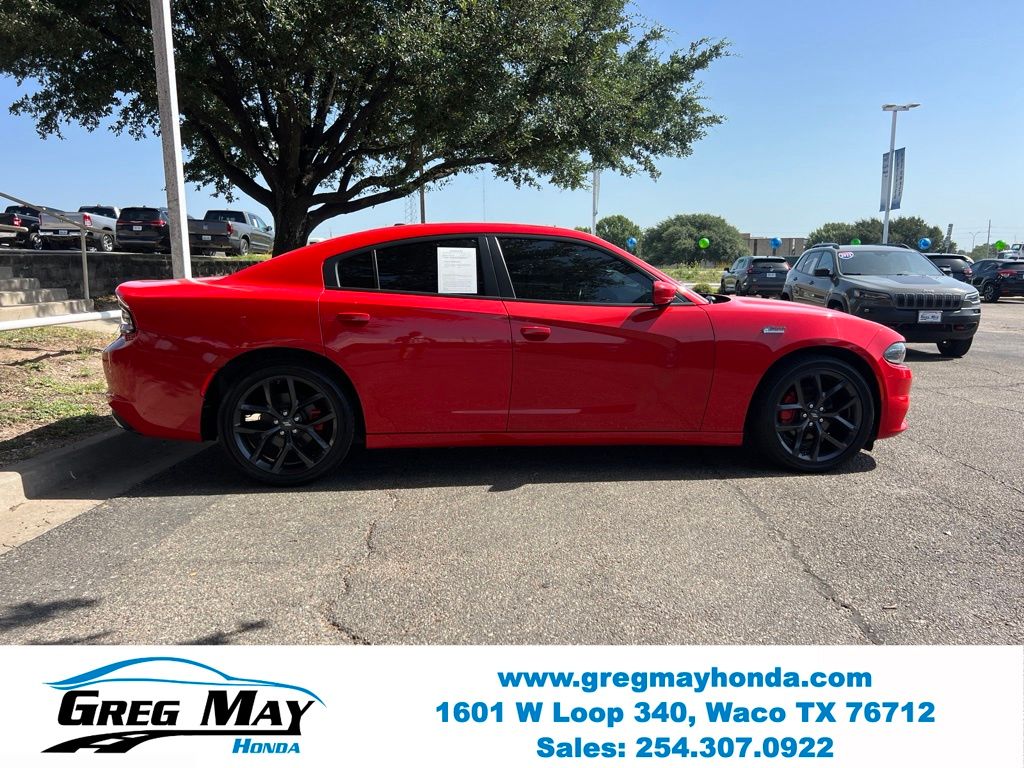 2022 Dodge Charger SXT - 8