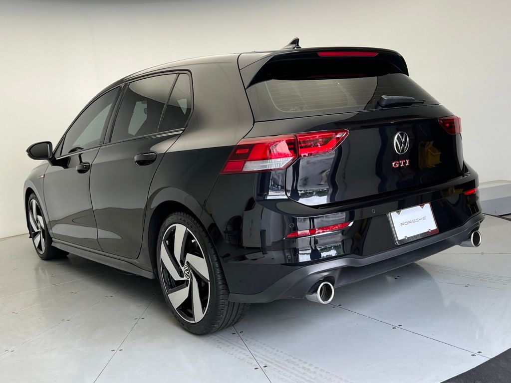Thumbnail: 2023 Volkswagen Golf - 3