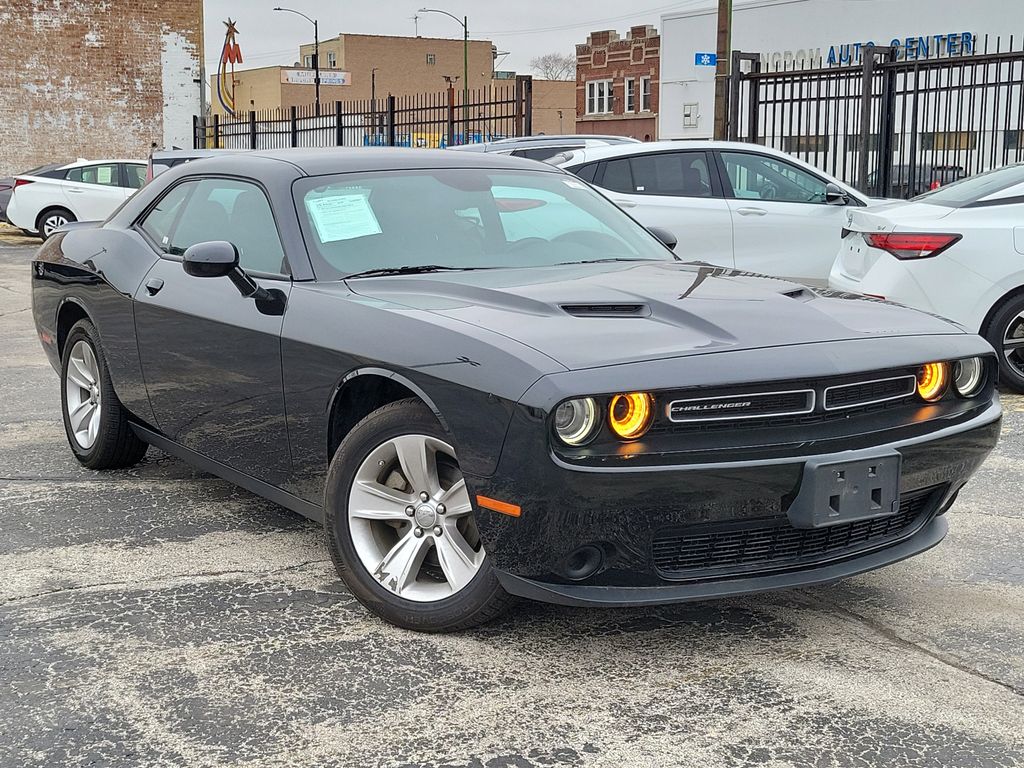 2023 Dodge Challenger SXT RWD