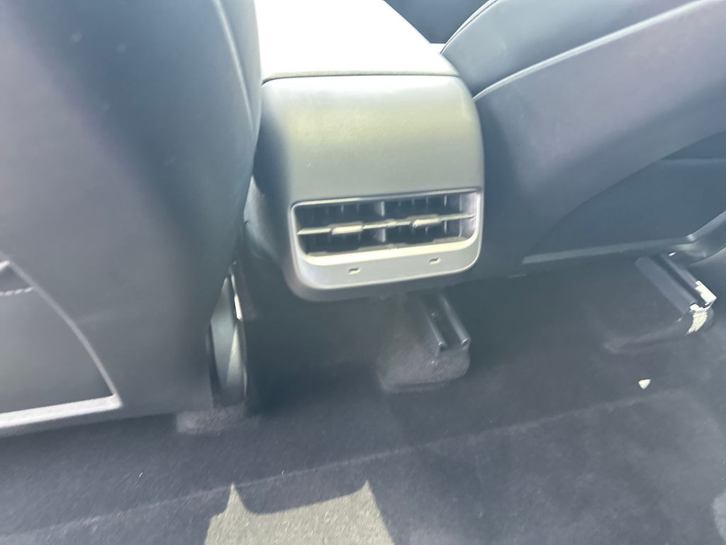 Used Car 2022 Tesla Model Y  Long Range For Sale Under $35,000 In Austin, Texas