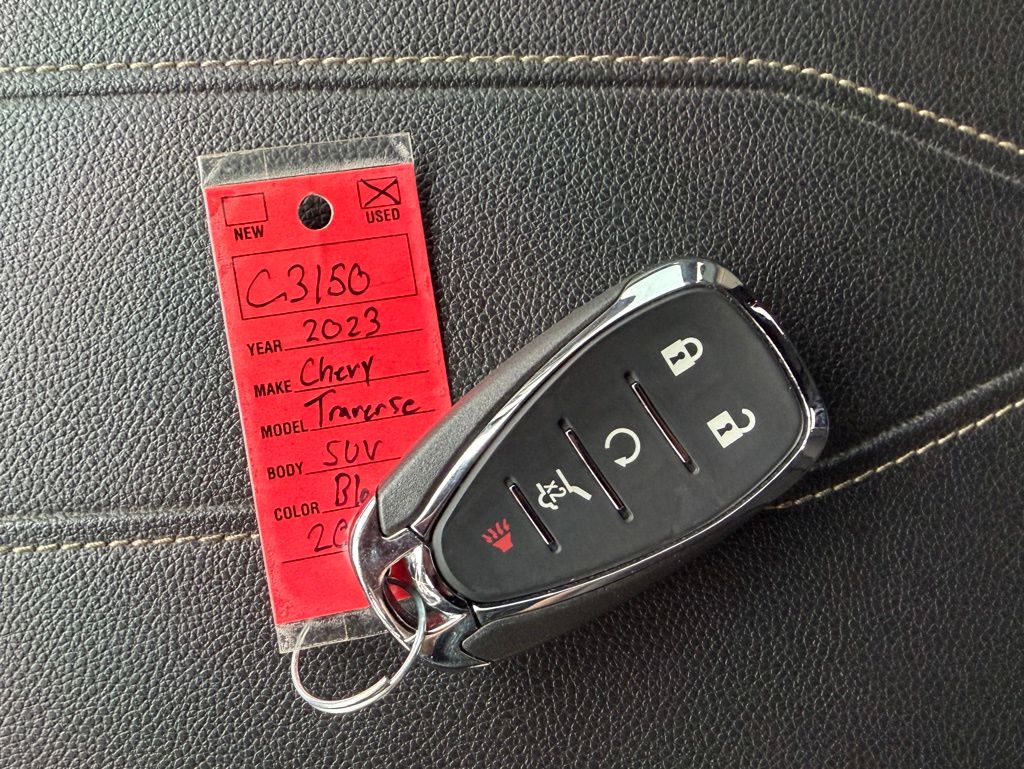2023 Chevrolet Traverse LT Leather Black at Klick Lewis Buick Chevrolet