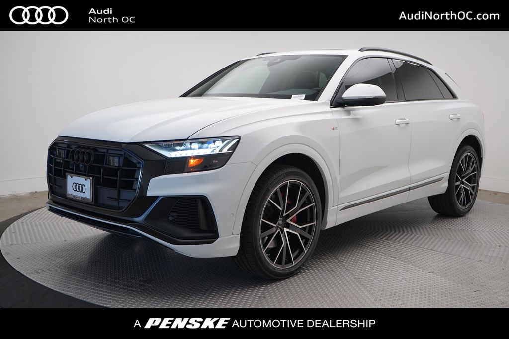 Thumbnail: 2022 Audi Q8 - 1