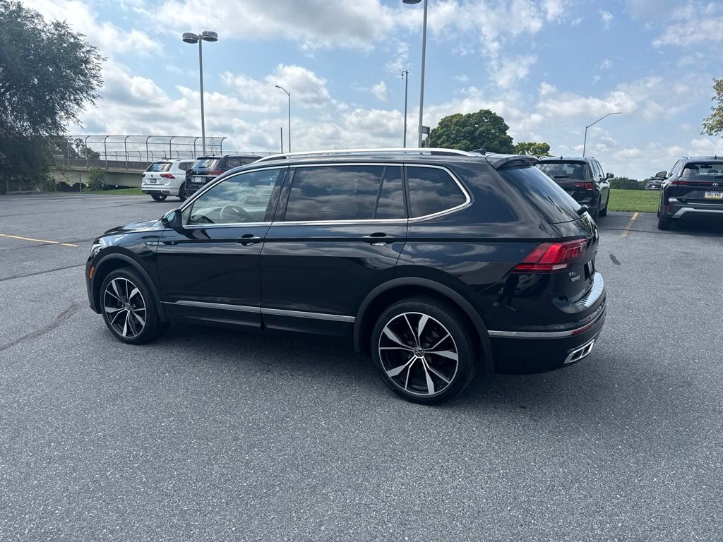 2022 Volkswagen Tiguan 2.0T SEL R-Line Black at Subaru and VW of Moon Township