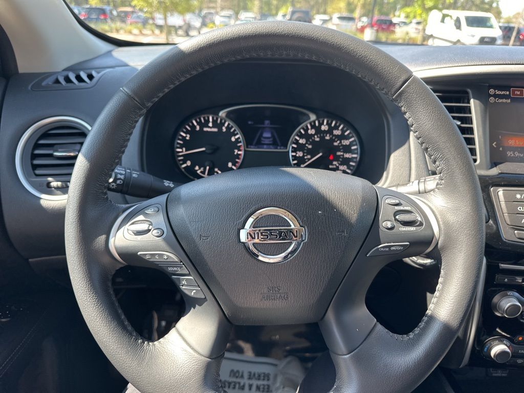2020 Magnetic Black Pearl Nissan Pathfinder SV FWD SUV
