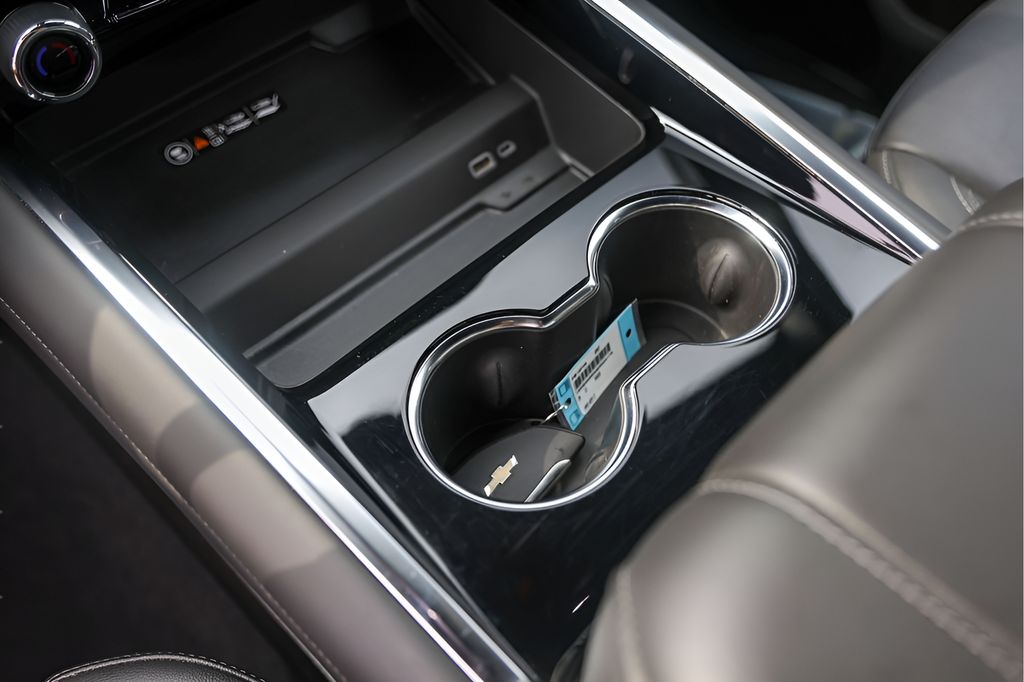 Used Car 2025 Chevrolet Tahoe  Lt For Sale Under $70,000 In Austin, Texas