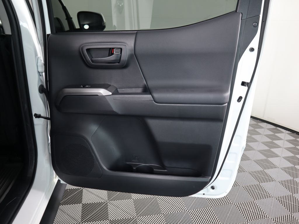 Thumbnail: 2023 Toyota Tacoma - 28