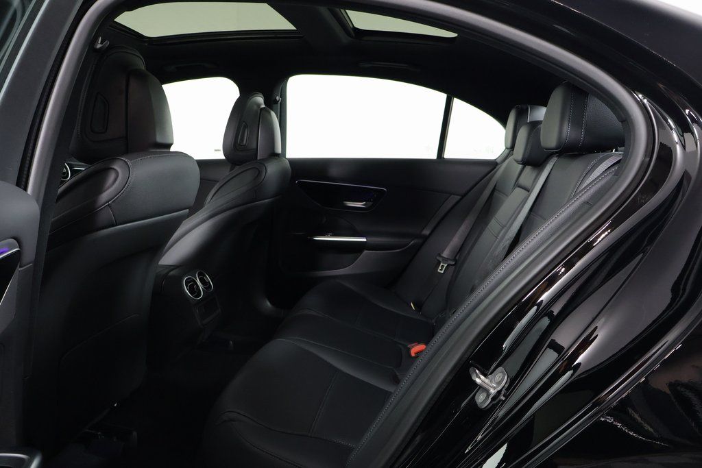 Thumbnail: 2026 Mercedes-Benz C-Class - 6