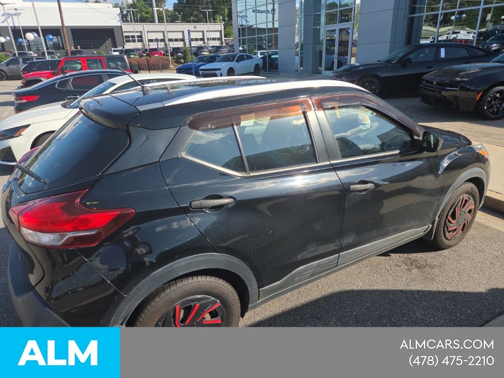 Used 2019 Black Nissan S image 5