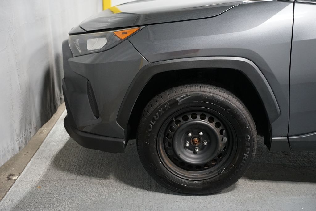 Thumbnail: 2019 Toyota RAV4 - 5