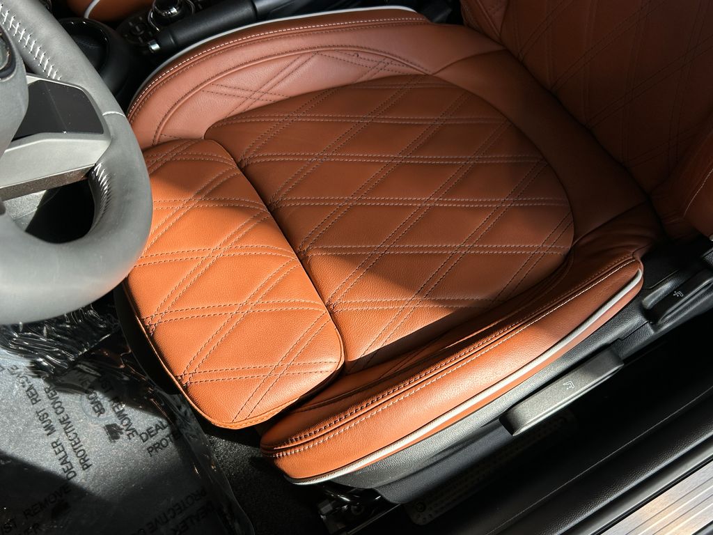 Thumbnail: 2023 MINI Cooper - 15