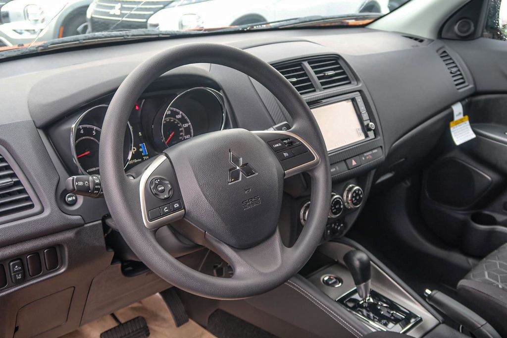 2025 Mitsubishi Outlander Sport 2.0 ES AWC