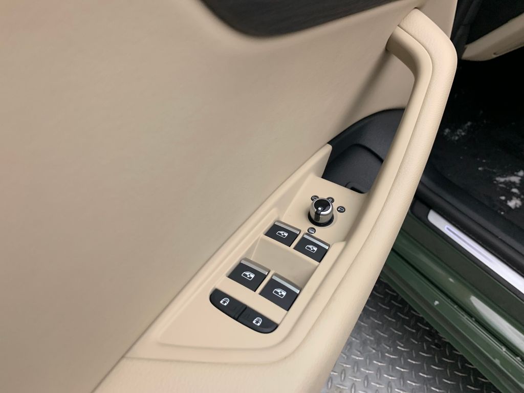 Thumbnail: 2023 Audi A5 - 25