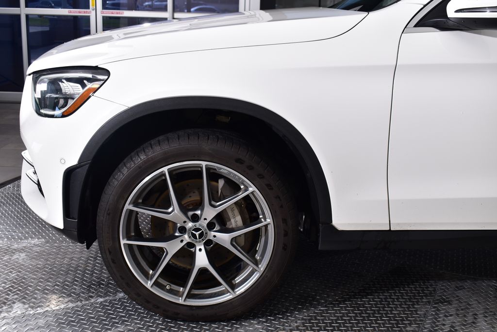 Thumbnail: 2022 Mercedes-Benz GLC - 9
