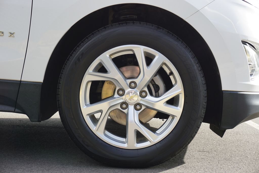 Thumbnail: 2019 Chevrolet Equinox - 18