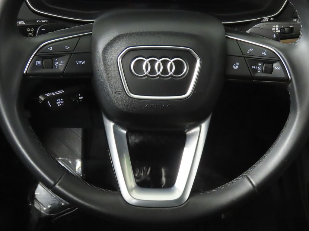 Thumbnail: 2023 Audi Q5 - 17