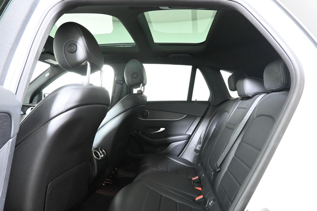 Thumbnail: 2021 Mercedes-Benz GLC - 23