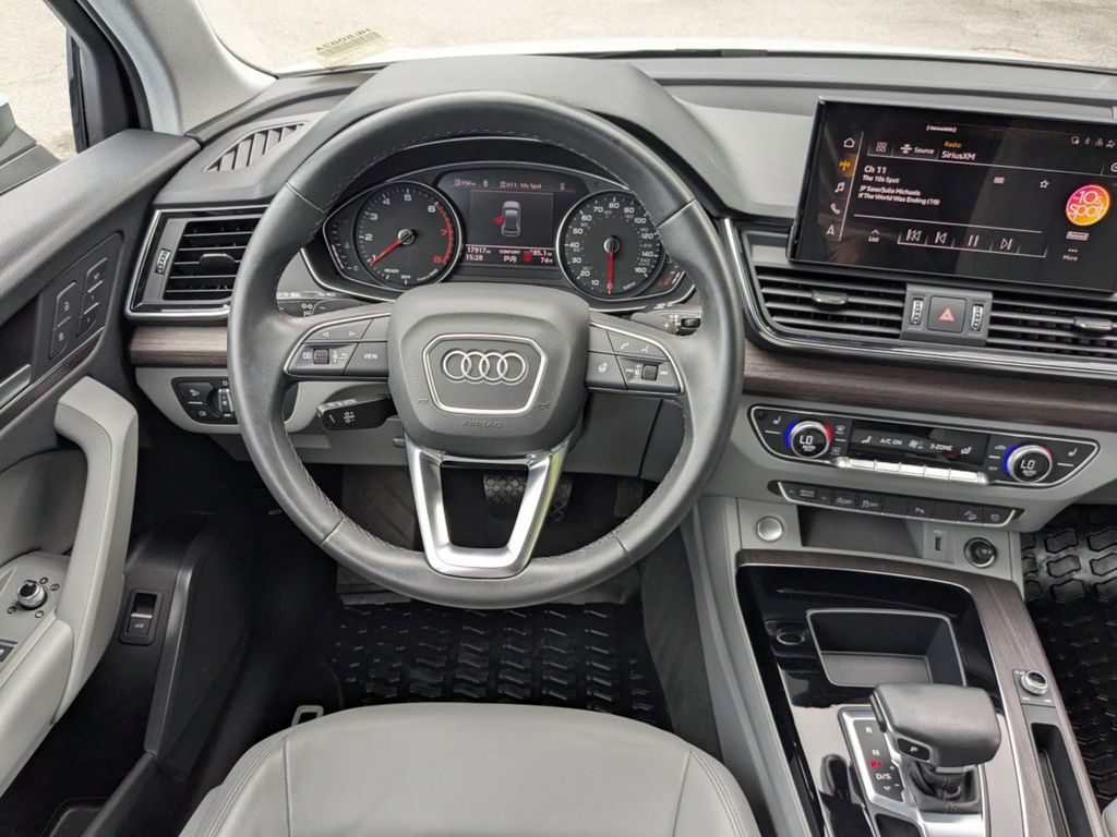 2022 Audi Q5 Premium 45 TFSI S line quattro S tronic