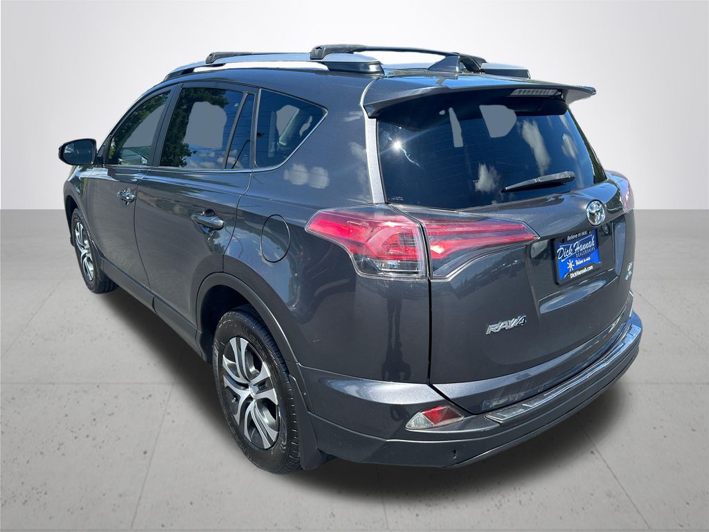 2017 Toyota RAV4 LE