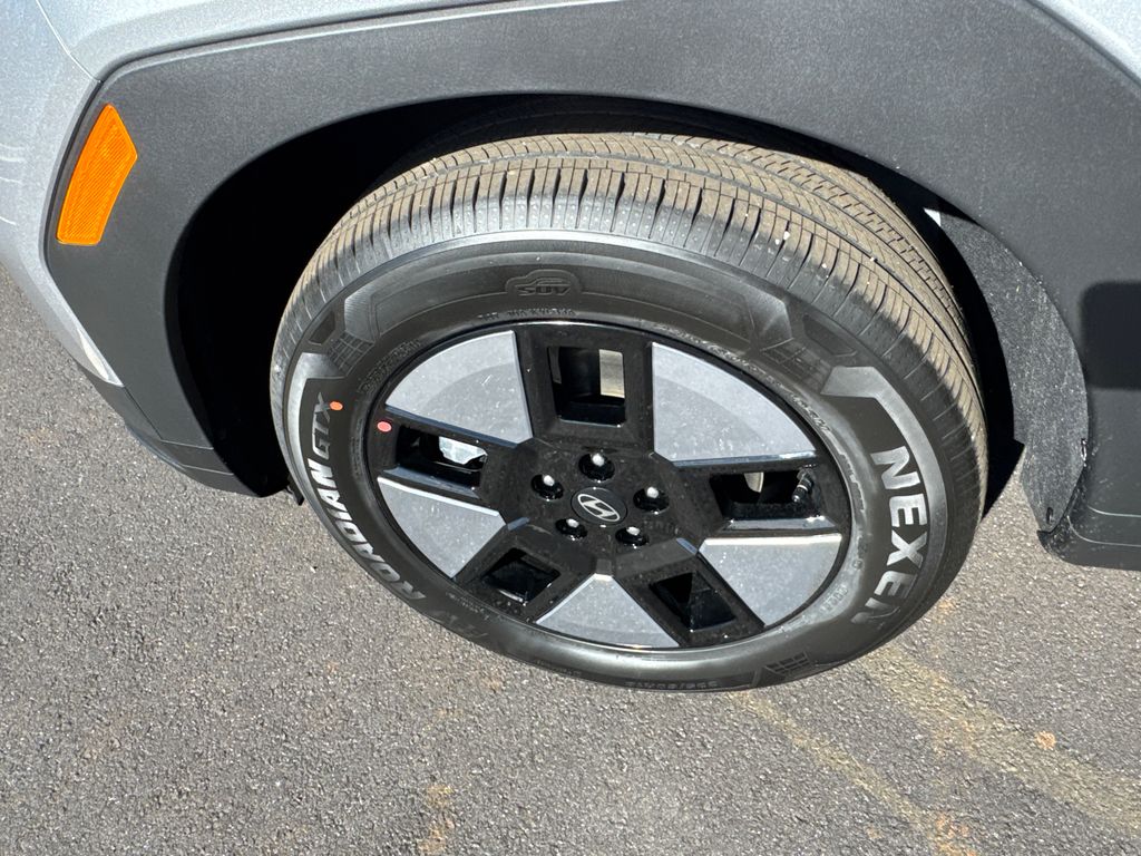 New 2026 Silver Hyundai SE image 22