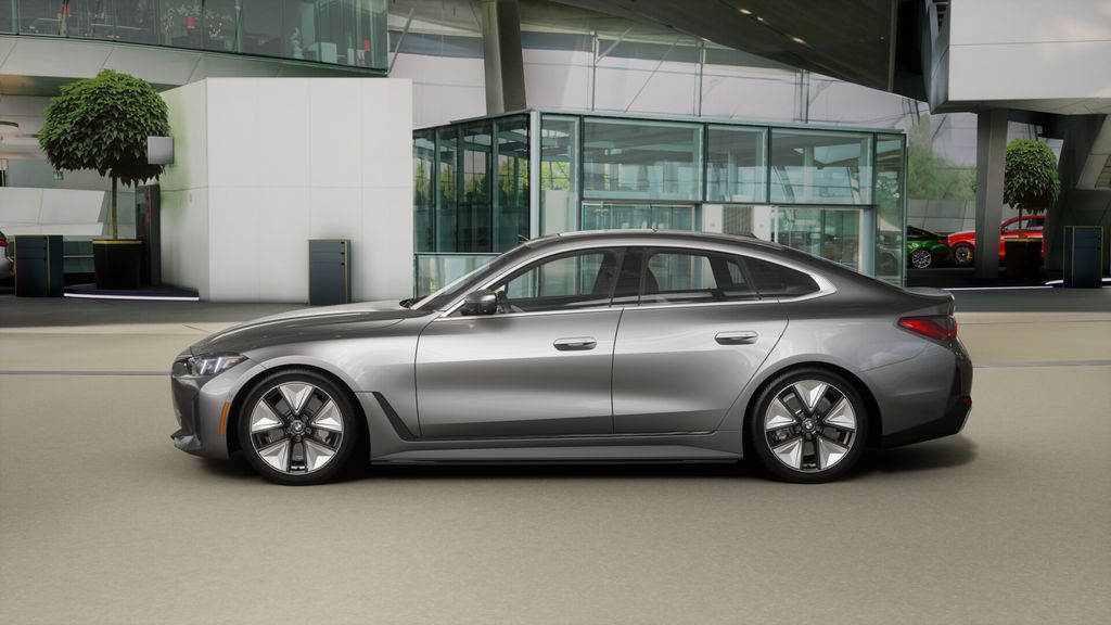 Thumbnail: 2025 BMW i4 - 4