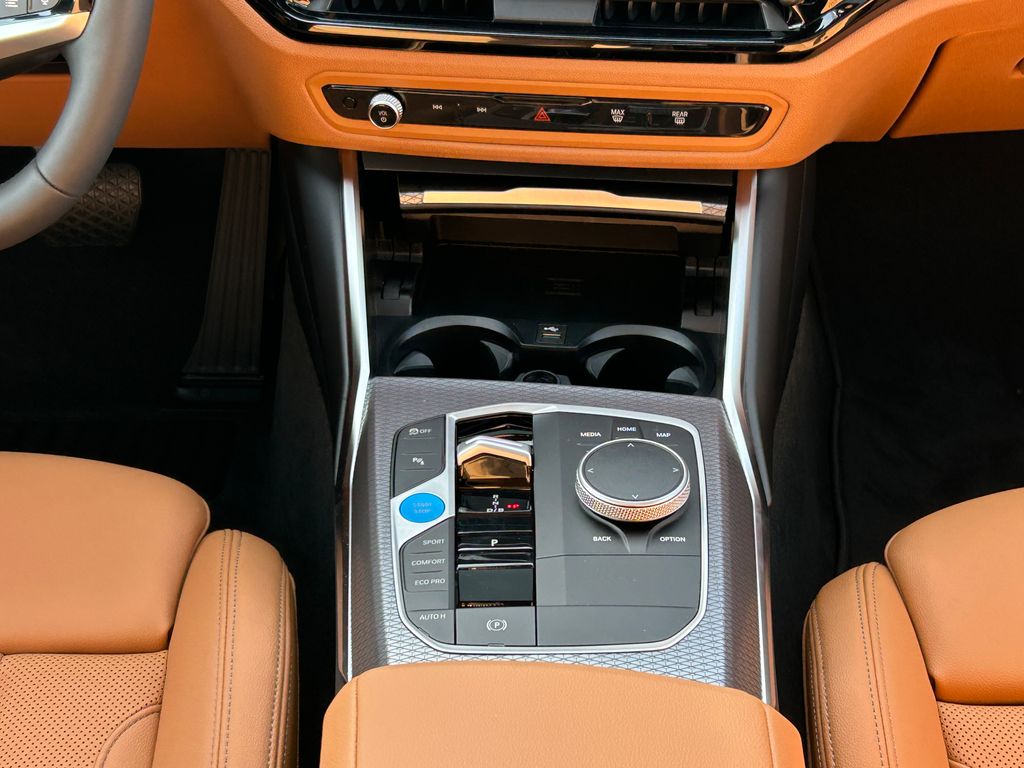 Thumbnail: 2026 BMW i4 - 27