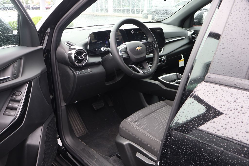 2026 Chevrolet Equinox LT 12
