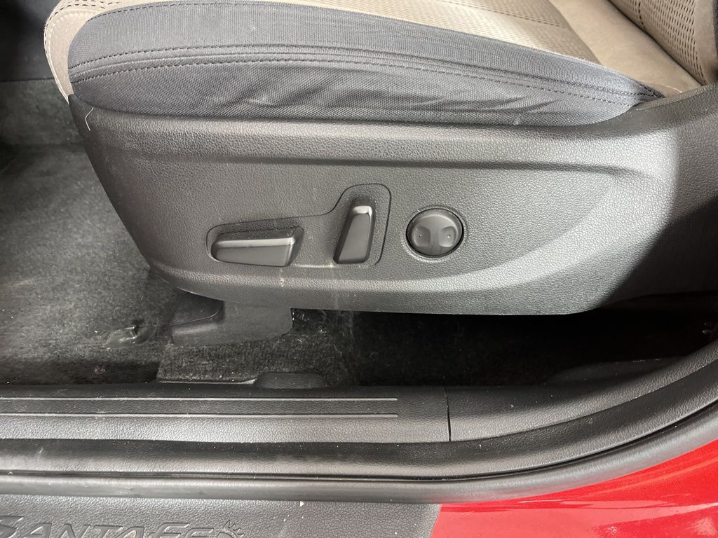 2022 Hyundai Santa Fe SEL 21