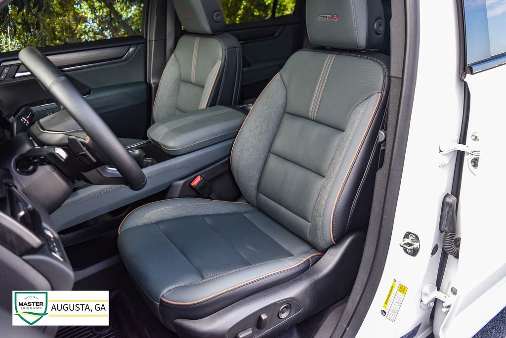 Used 2025 GMC Acadia SUV