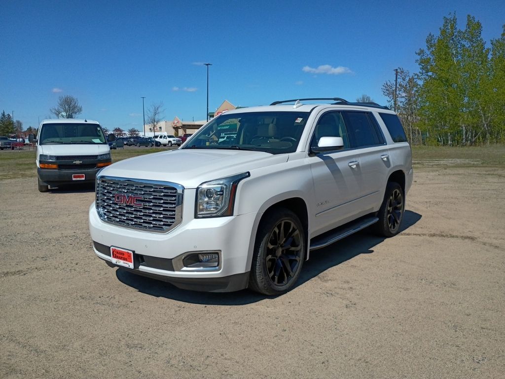 White Frost Tricoat 2018 GMC Yukon SUV / Crossover Four-Wheel Drive 