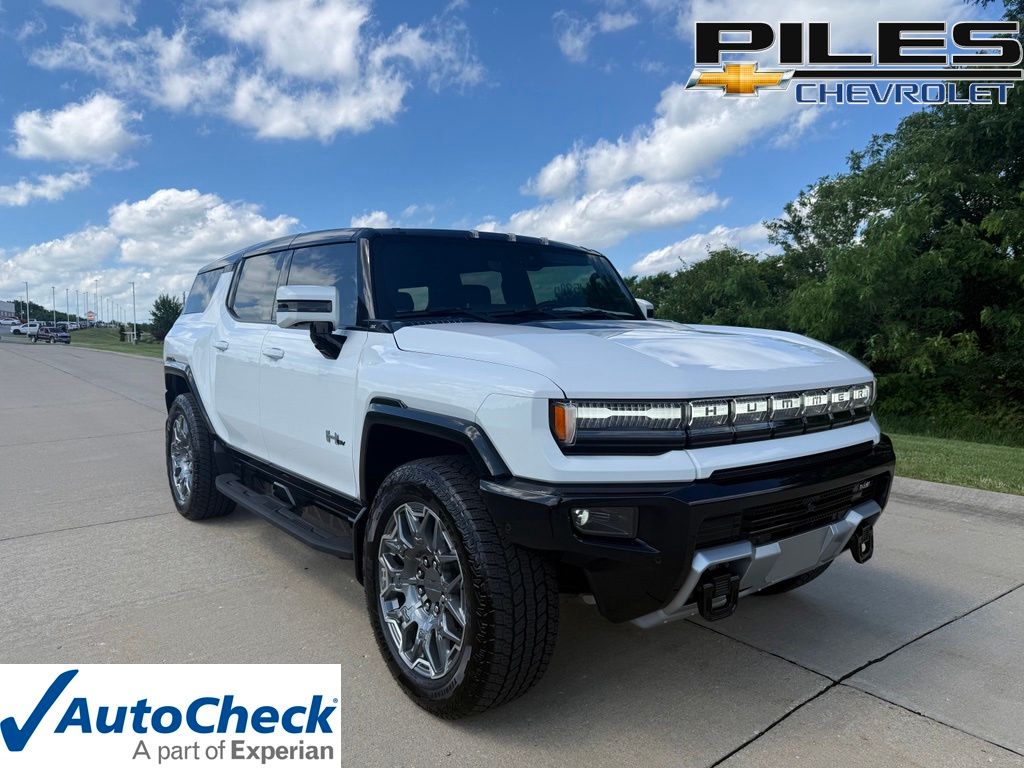 Interstellar White 2025 GMC Hummer EV SUV 3X AWD SUV / Crossover All-Wheel Drive 1-Speed Automatic