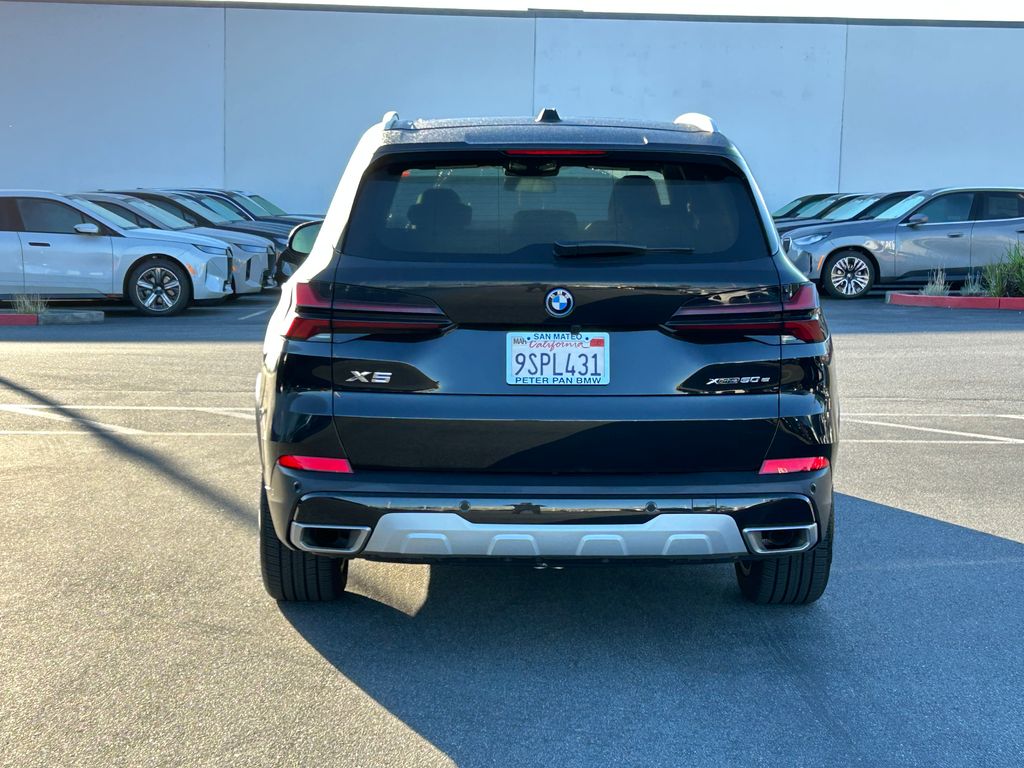 Thumbnail: 2025 BMW X5 - 4