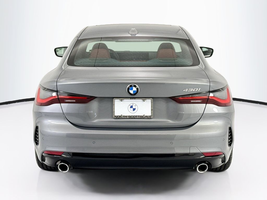 Thumbnail: 2026 BMW 4 Series - 6