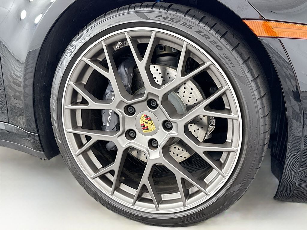 Thumbnail: 2022 Porsche 911 - 31