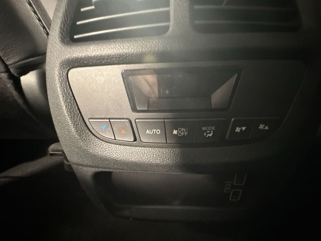 used 2022 Honda Pilot car, priced at $28,407