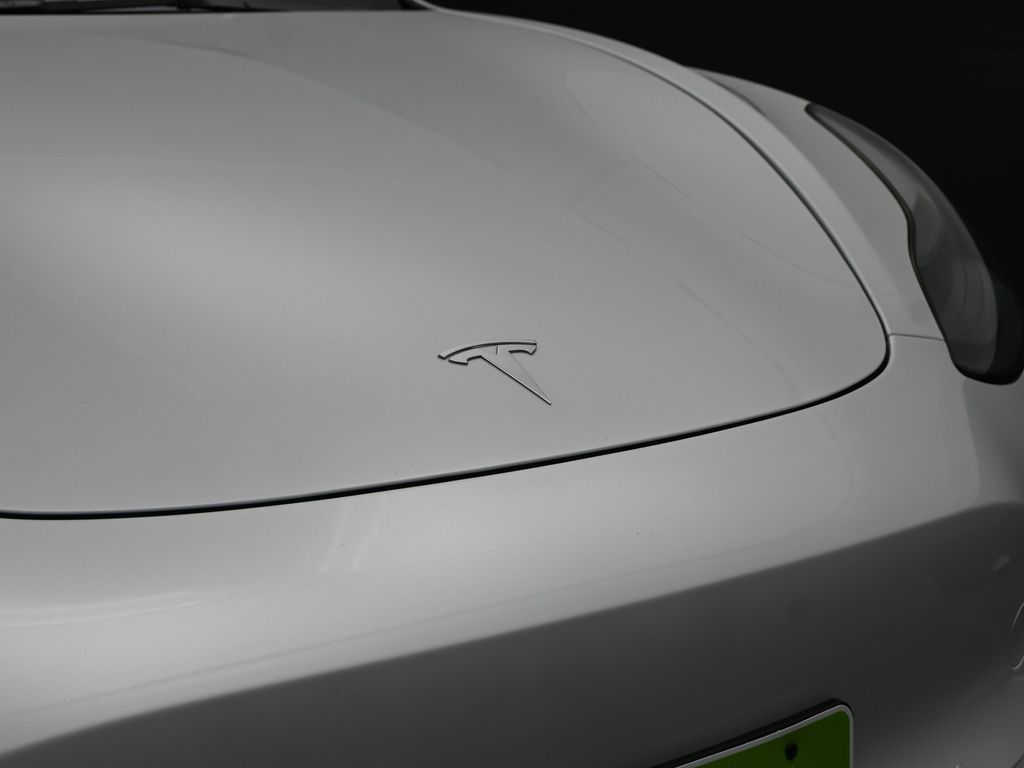 2022 Tesla Model 3 Long Range Dual Motor All-Wheel Drive