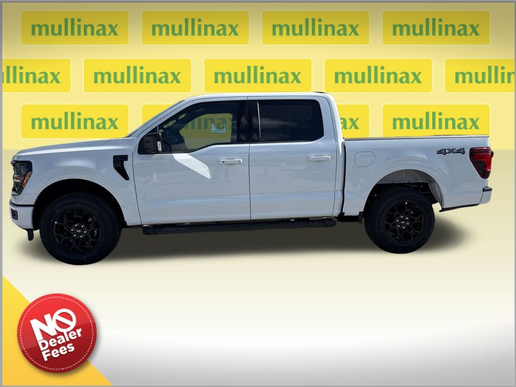 New 2026 White Ford XLT image 2